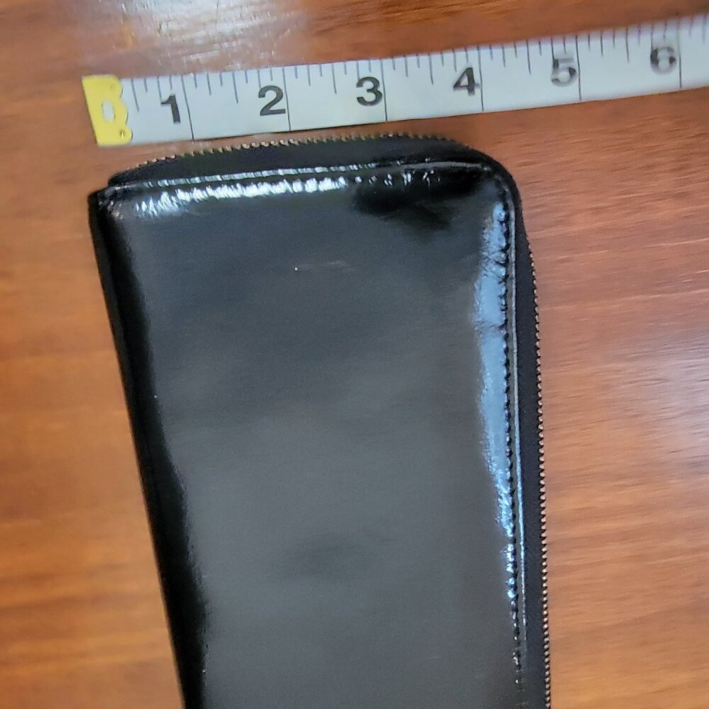 Kenneth Cole New York Black Patent Leather Clutch Purse Wallet - Picture 9 of 13